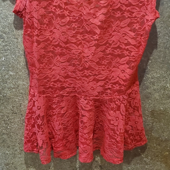 Top - Picture 2 of 2